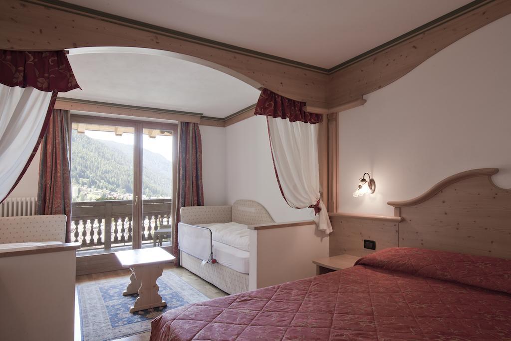 Resort Dolce Casa - Family & Spa Hotel Moena Rom bilde